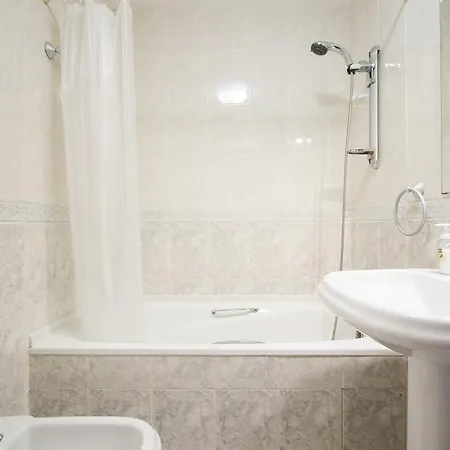 Spacious In Lägenhet