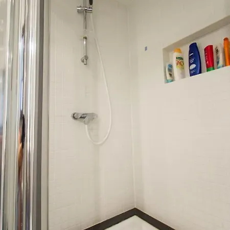 Apartment Spacious In